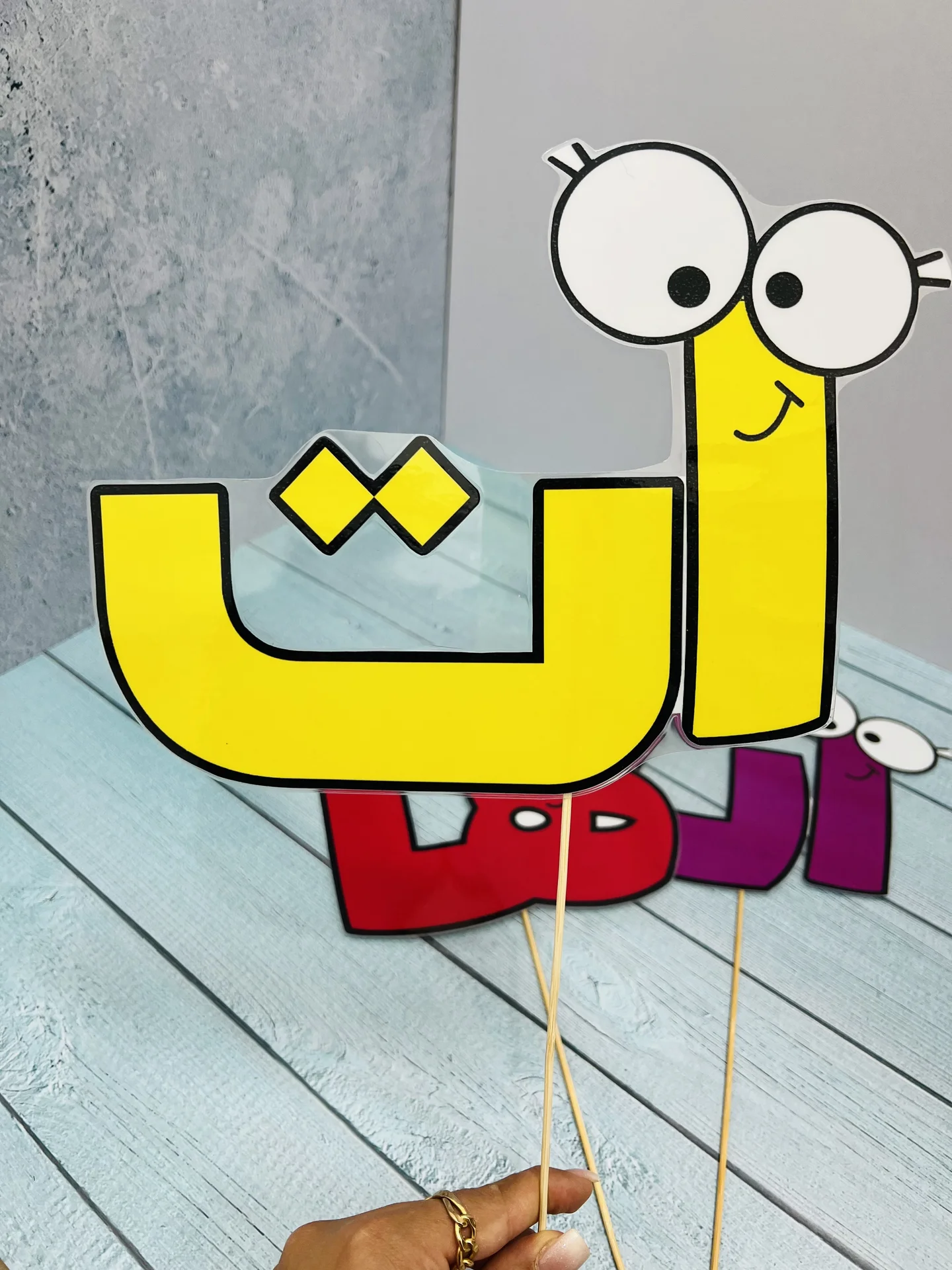 نشانه های جمع فارسی ها،ان،ات 